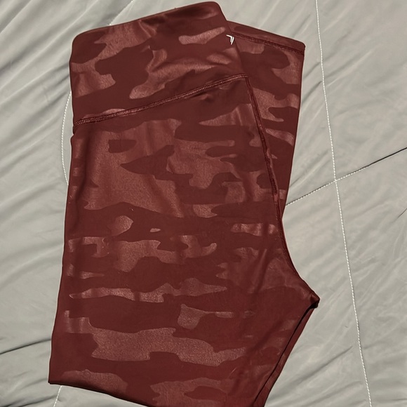 Old navy camo leggings - Picture 4 of 4